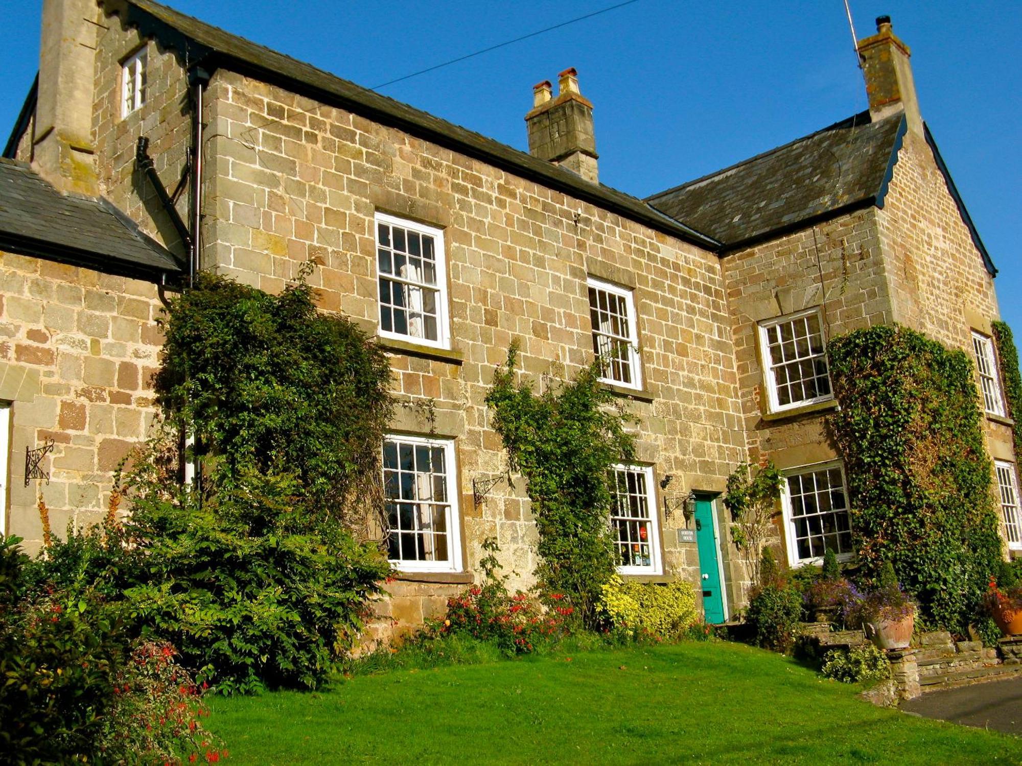 Norton House Bed & Breakfast & Cottages Whitchurch  Exterior photo